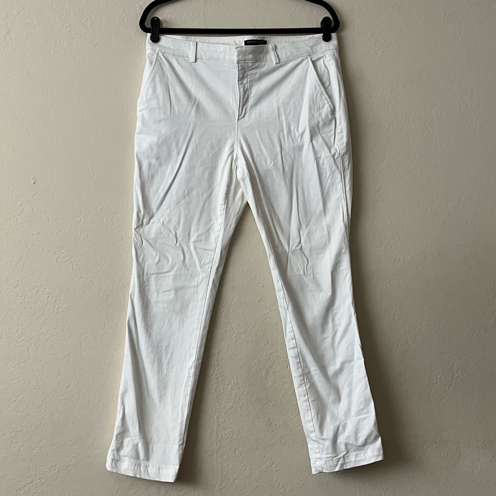 Banana Republic White Sloan Chino Size 10